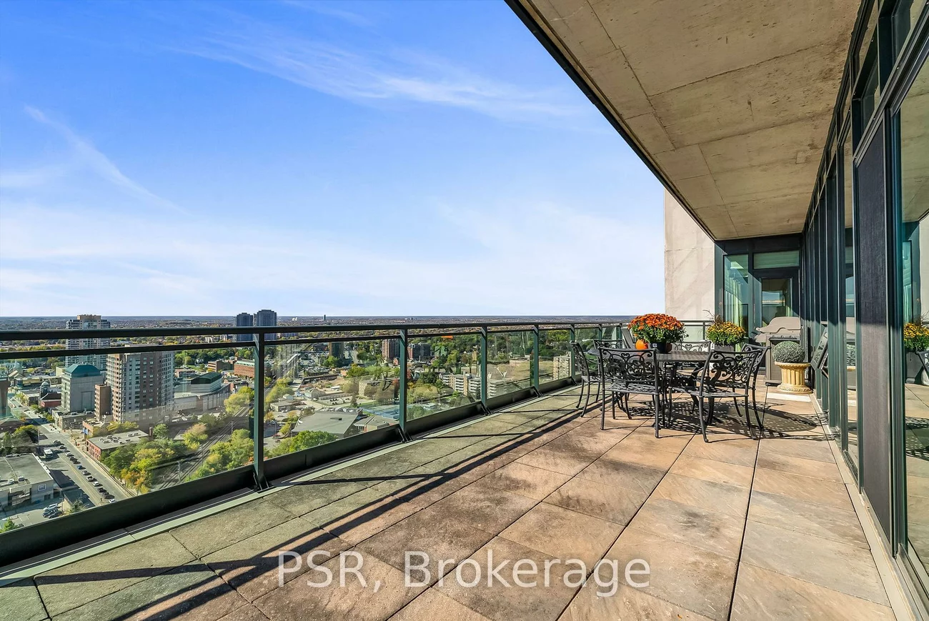 100, John, Downtown Brampton, Brampton