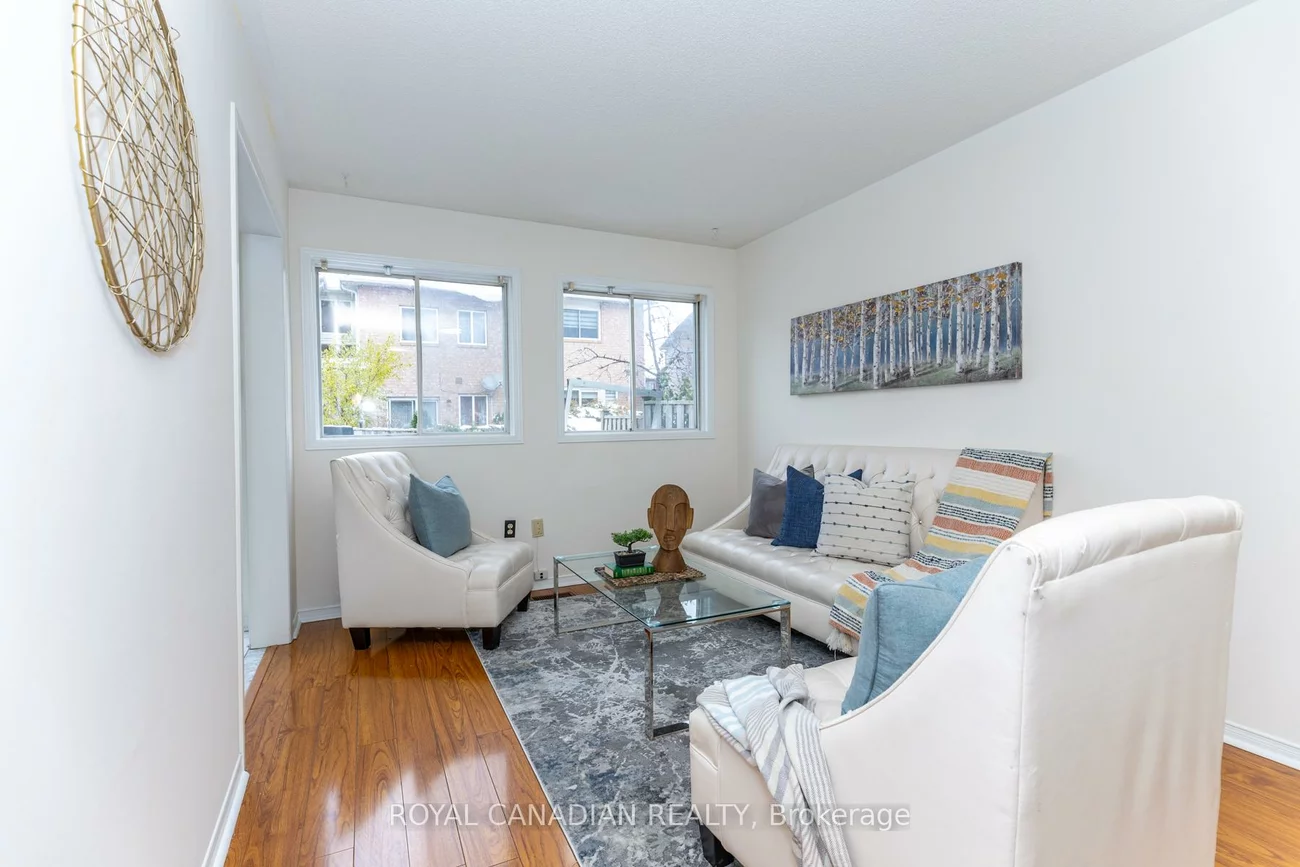 49, Goldenlight, Brampton West, Brampton