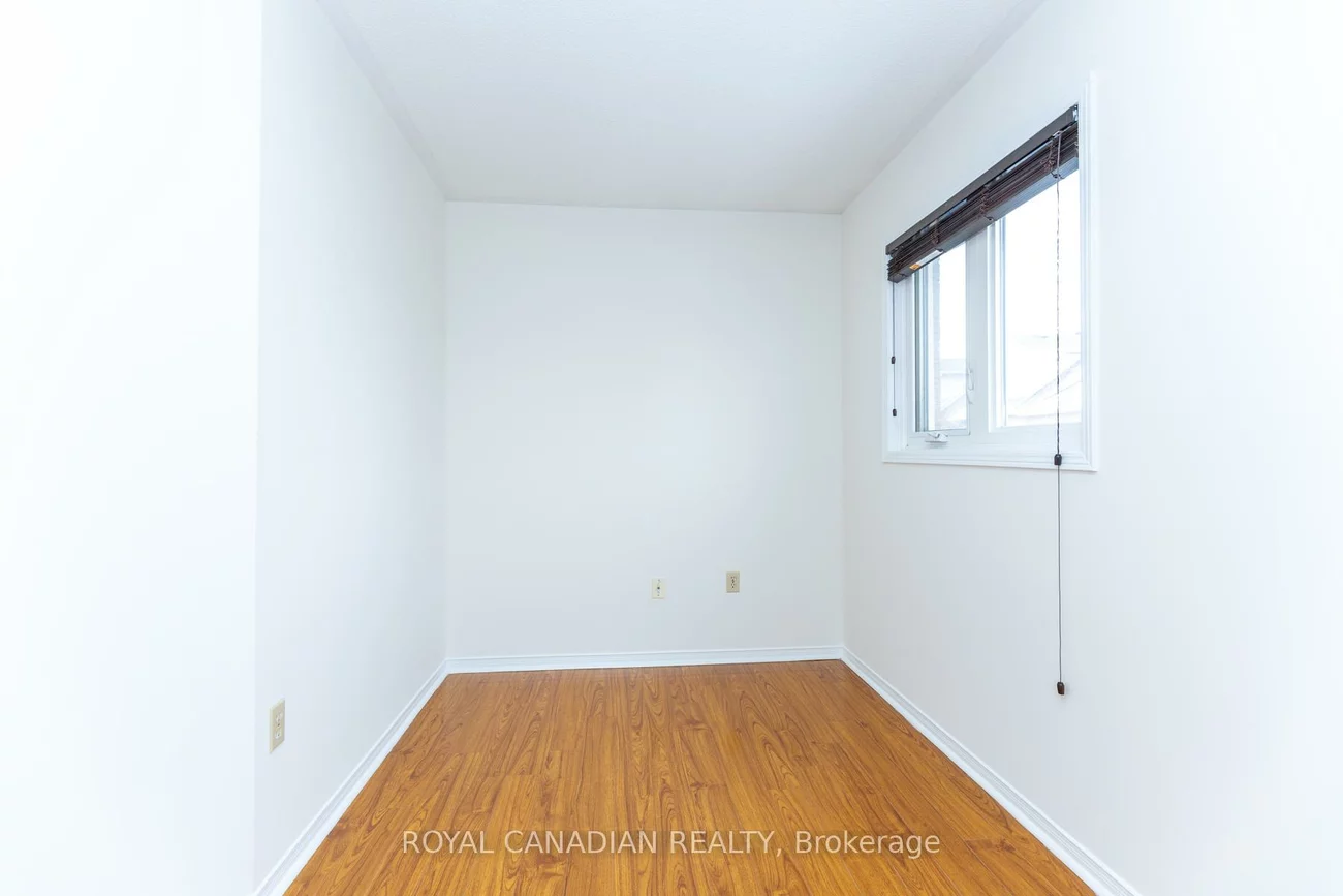 49, Goldenlight, Brampton West, Brampton