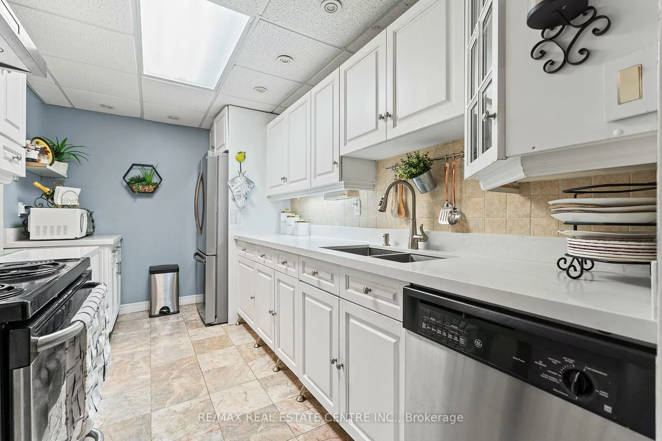 4, Lisa, Queen Street Corridor, Brampton