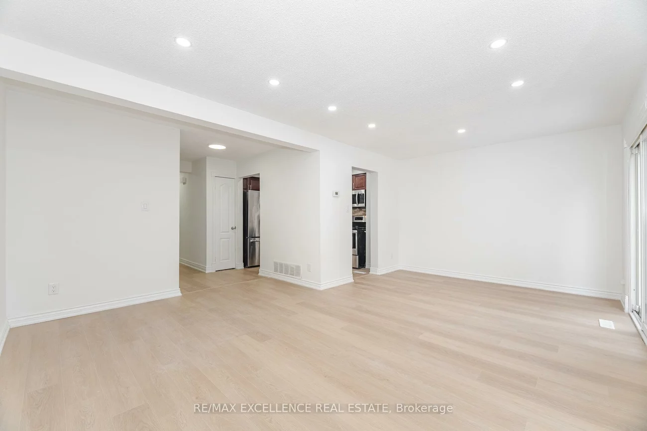 16, Lincoln, Bramalea West Industrial, Brampton