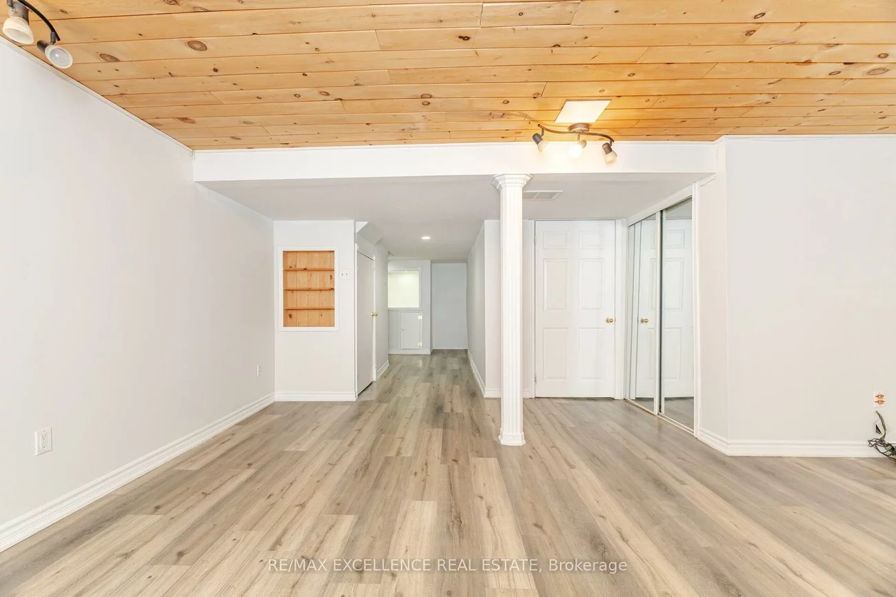 16, Lincoln, Bramalea West Industrial, Brampton