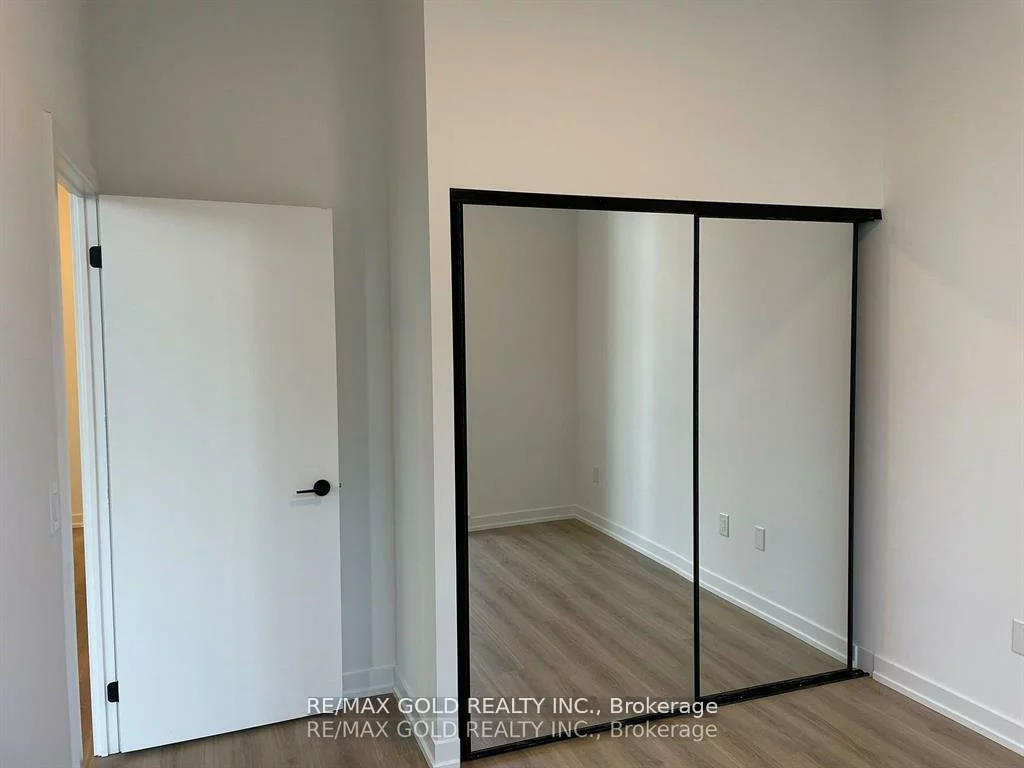 10, Lagerfeld, Northwest Brampton, Brampton