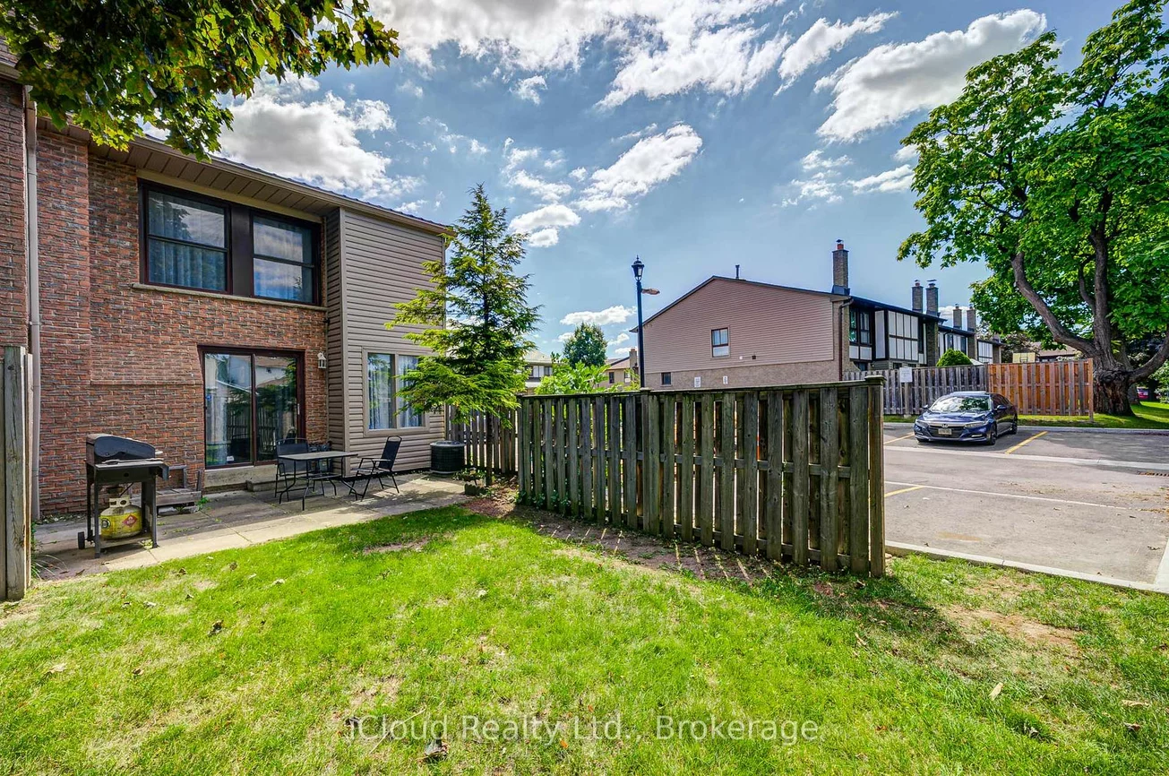5, Gloucester, Northgate, Brampton