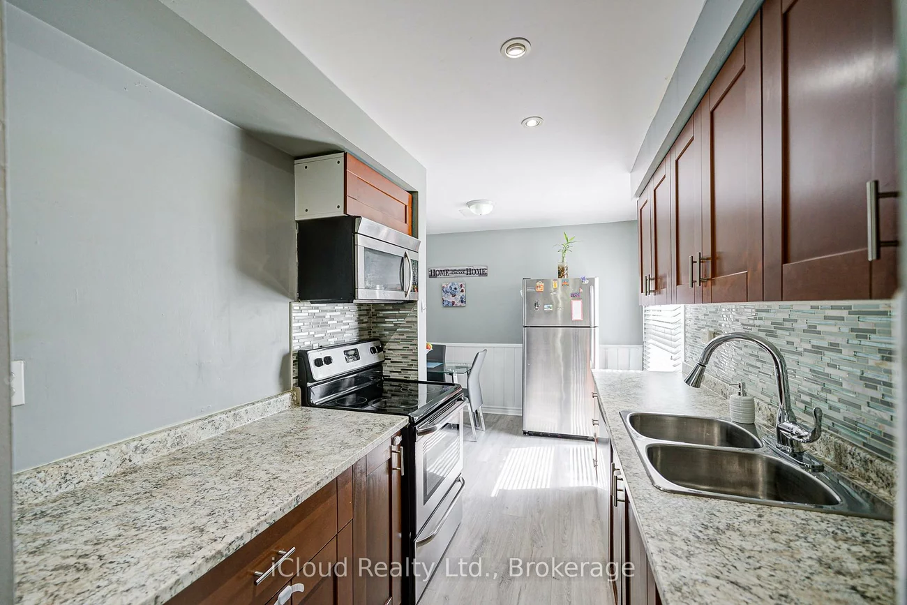 5, Gloucester, Northgate, Brampton