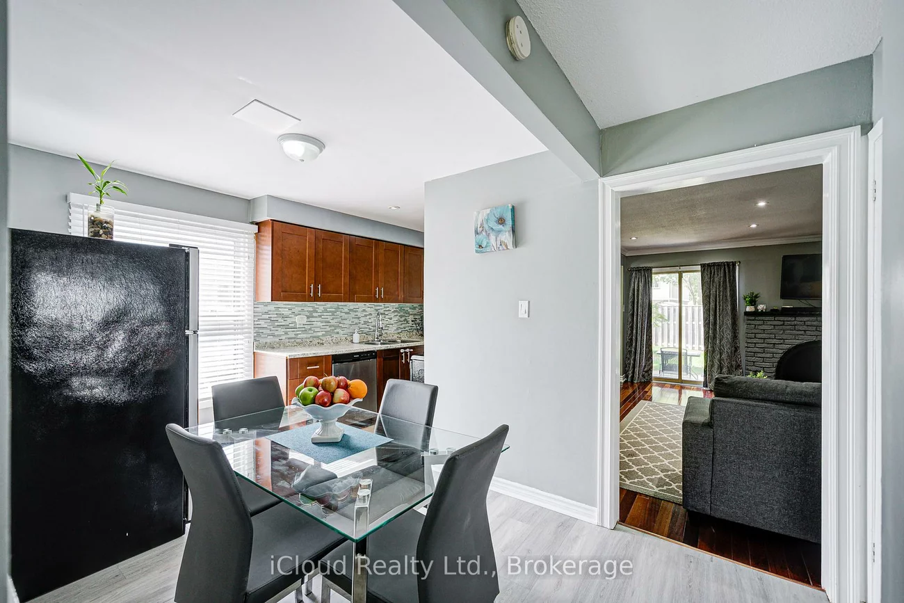 5, Gloucester, Northgate, Brampton