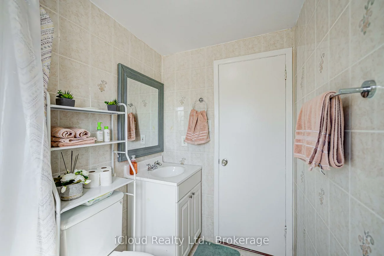 5, Gloucester, Northgate, Brampton