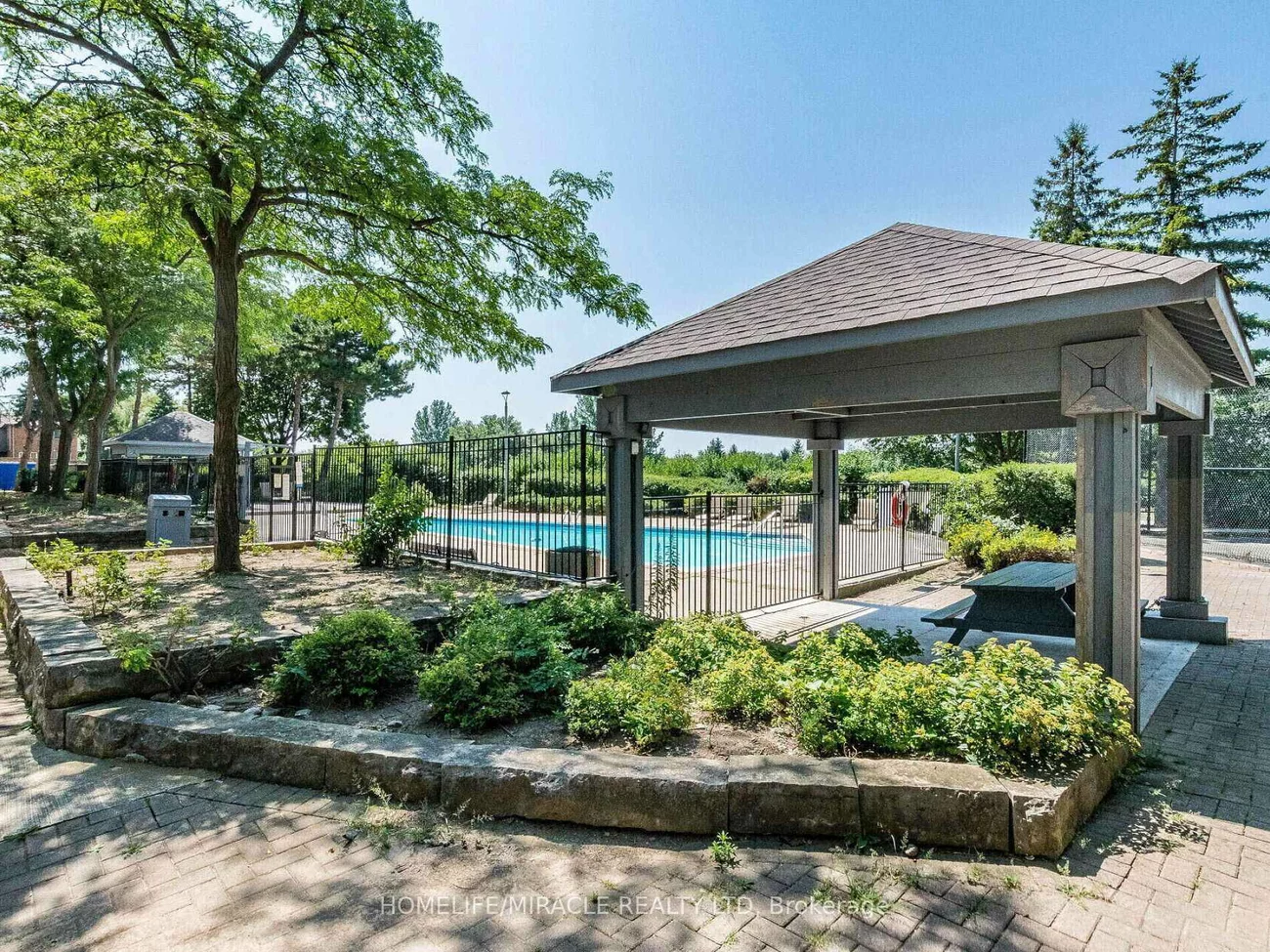 30, Malta, Fletcher's Creek South, Brampton