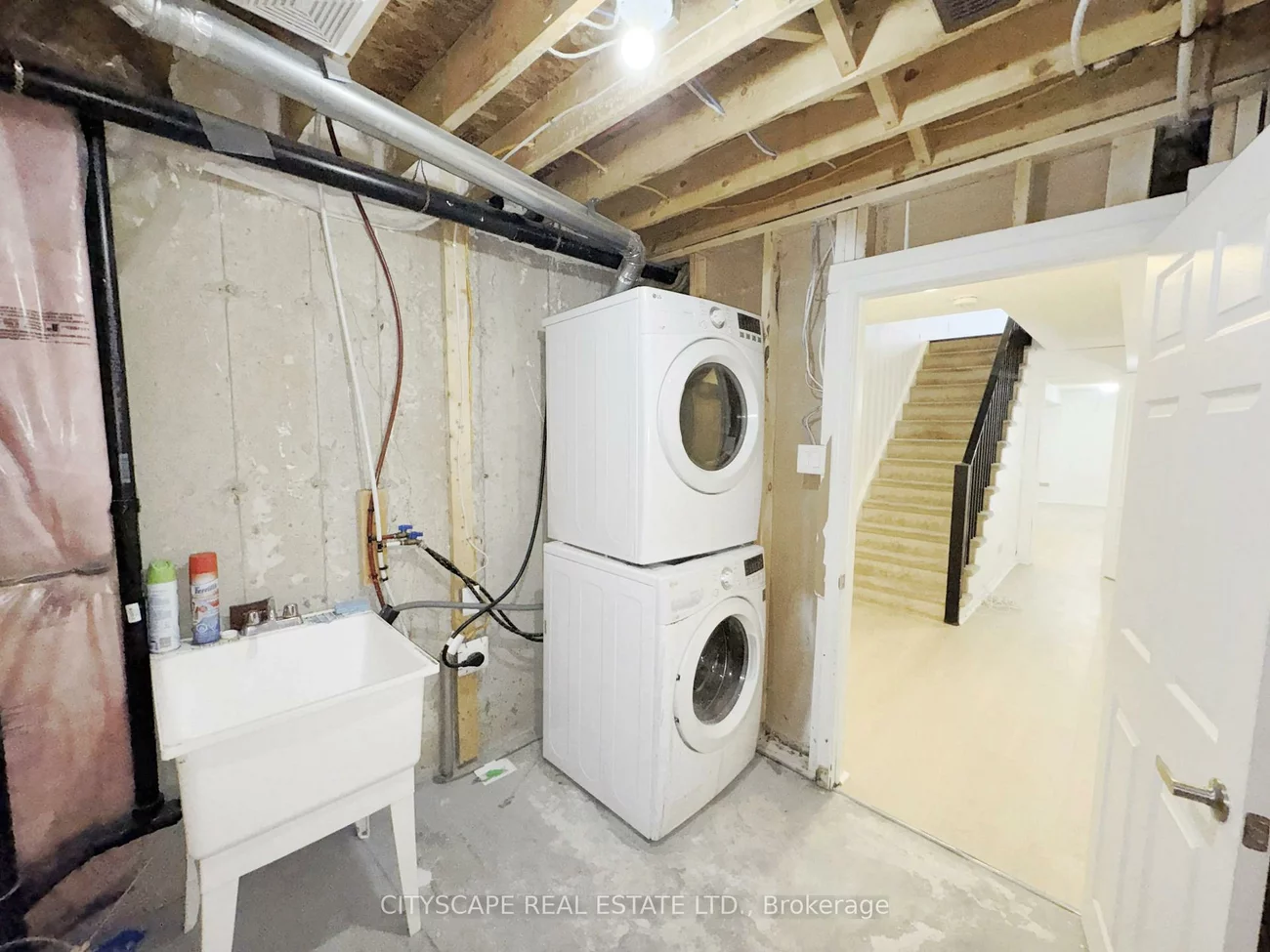 64, Honeyview, Bram East, Brampton