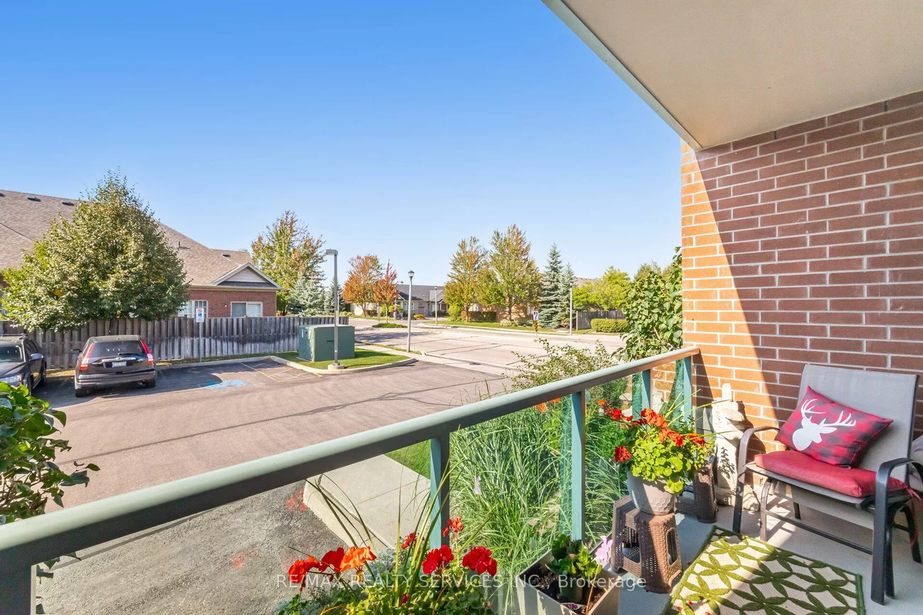 60, Via Rosedale, Sandringham-Wellington, Brampton