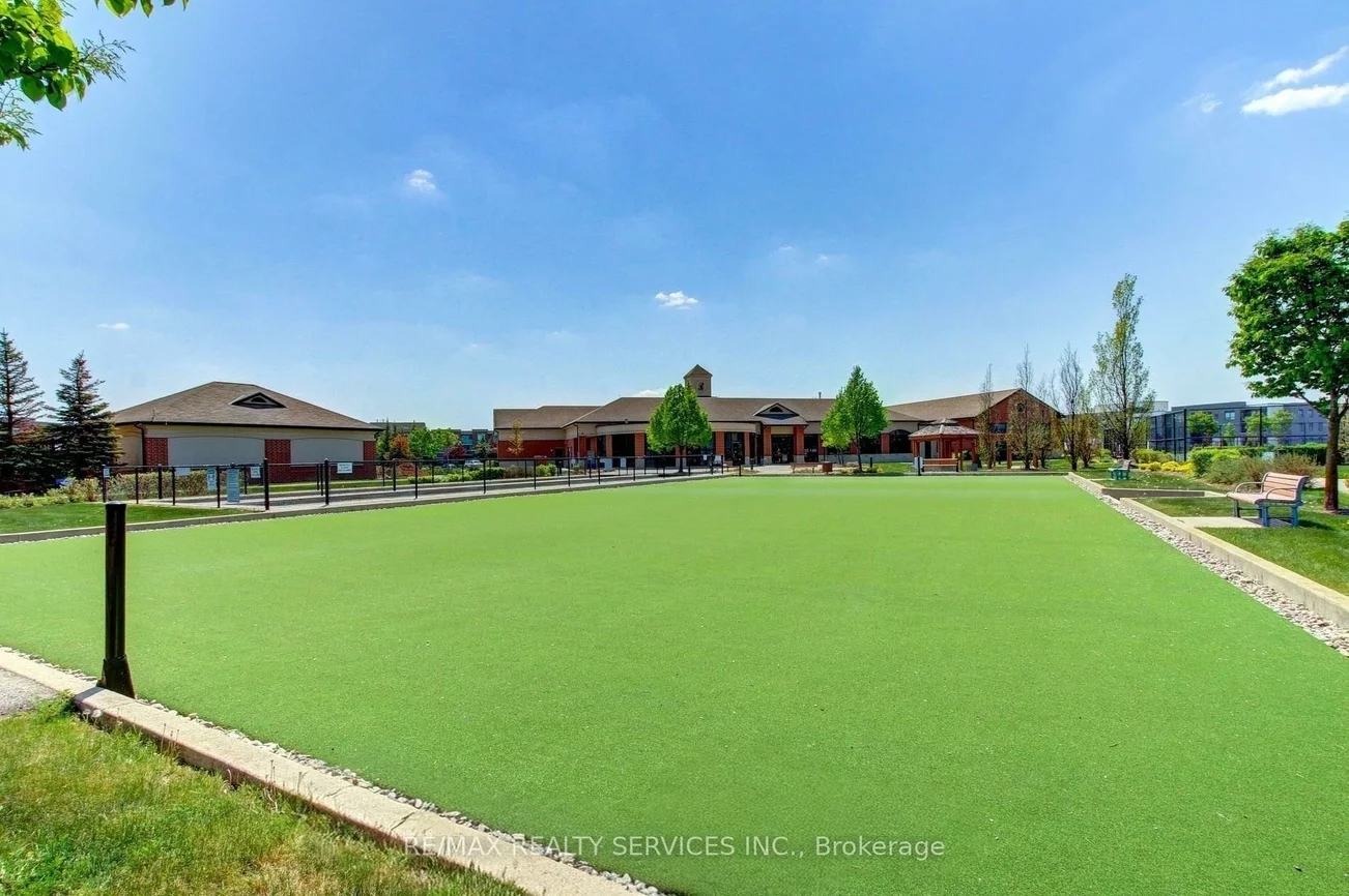 60, Via Rosedale, Sandringham-Wellington, Brampton