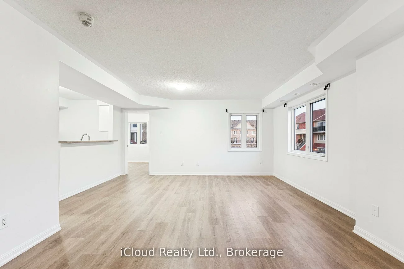 250, Sunny Meadow, Sandringham-Wellington, Brampton