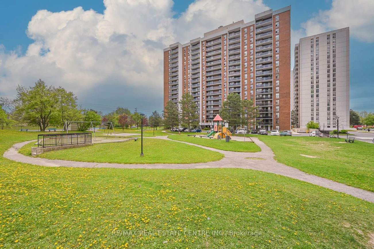 21, Knightsbridge, Queen Street Corridor, Brampton