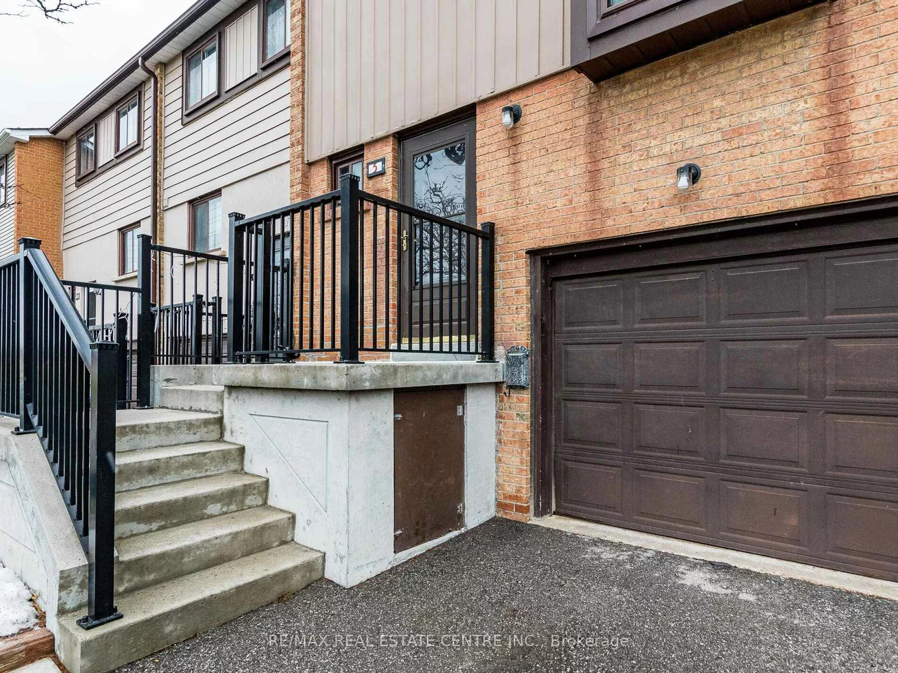 5, Moregate, Central Park, Brampton