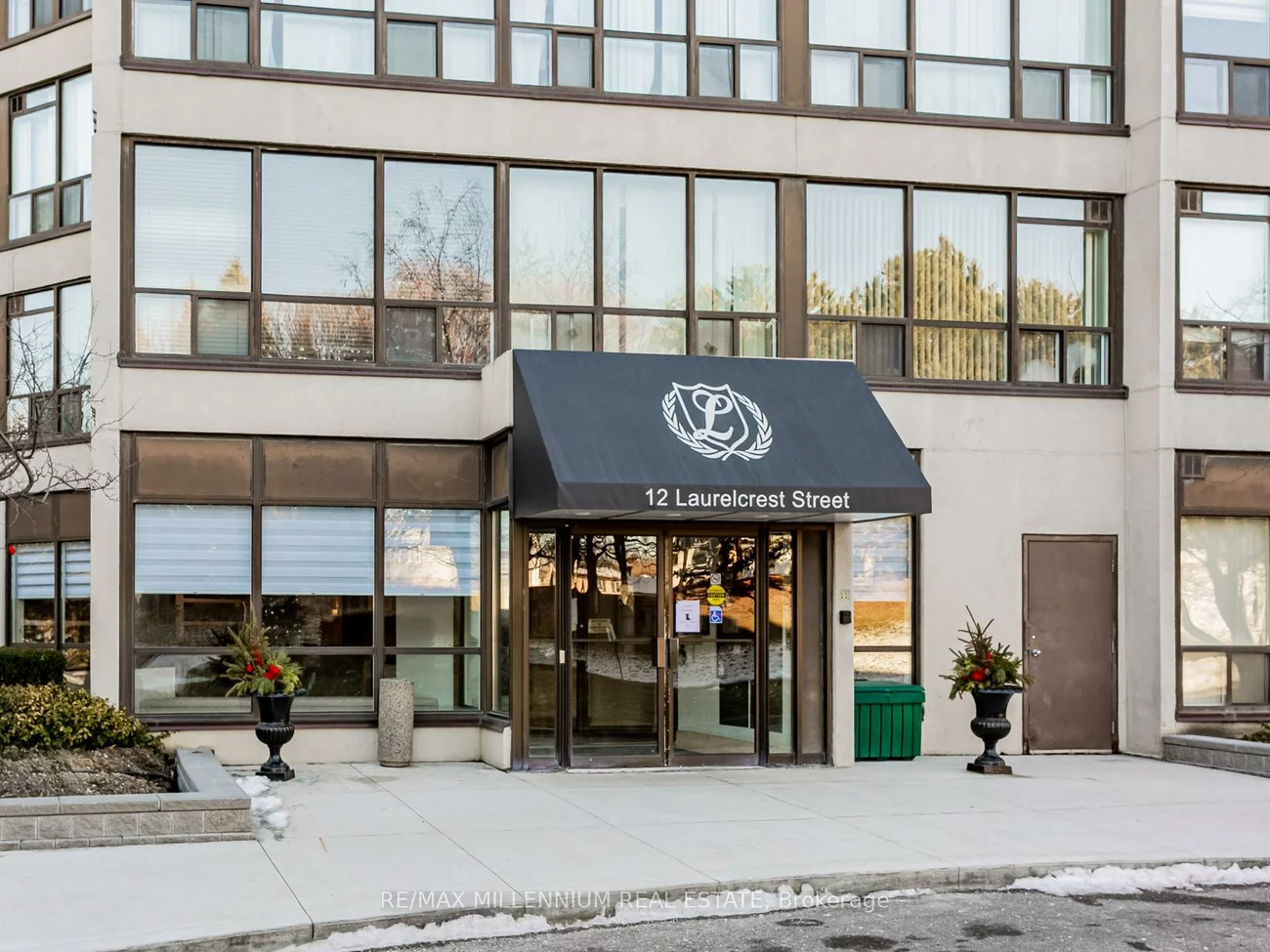 12, Laurelcrest, Queen Street Corridor, Brampton