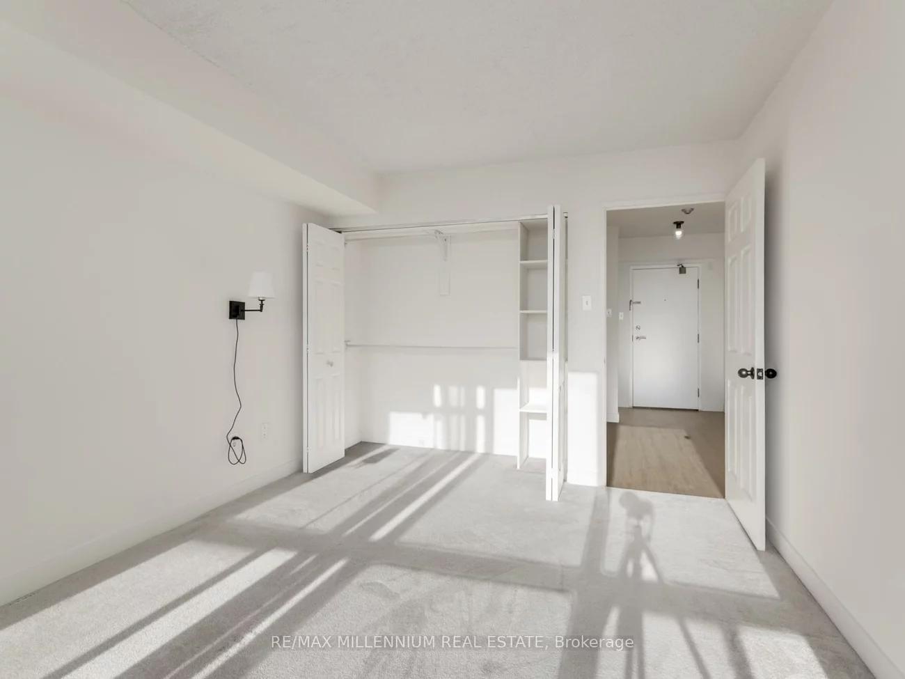 12, Laurelcrest, Queen Street Corridor, Brampton