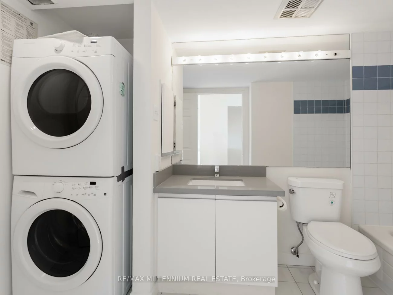 12, Laurelcrest, Queen Street Corridor, Brampton