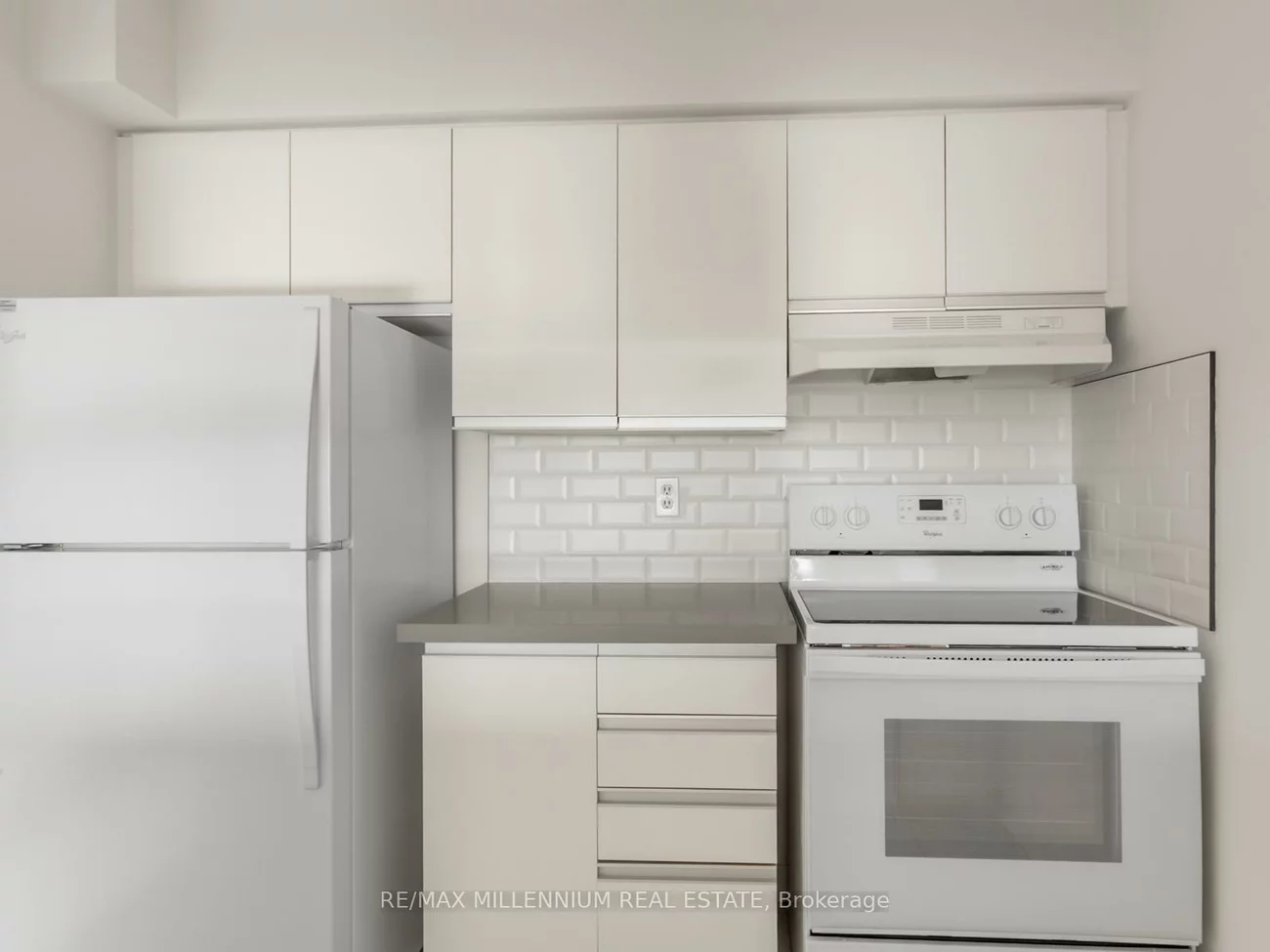 12, Laurelcrest, Queen Street Corridor, Brampton