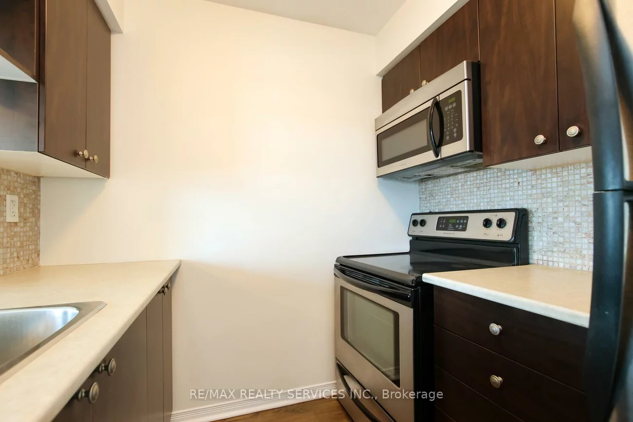 215, Queen, Queen Street Corridor, Brampton