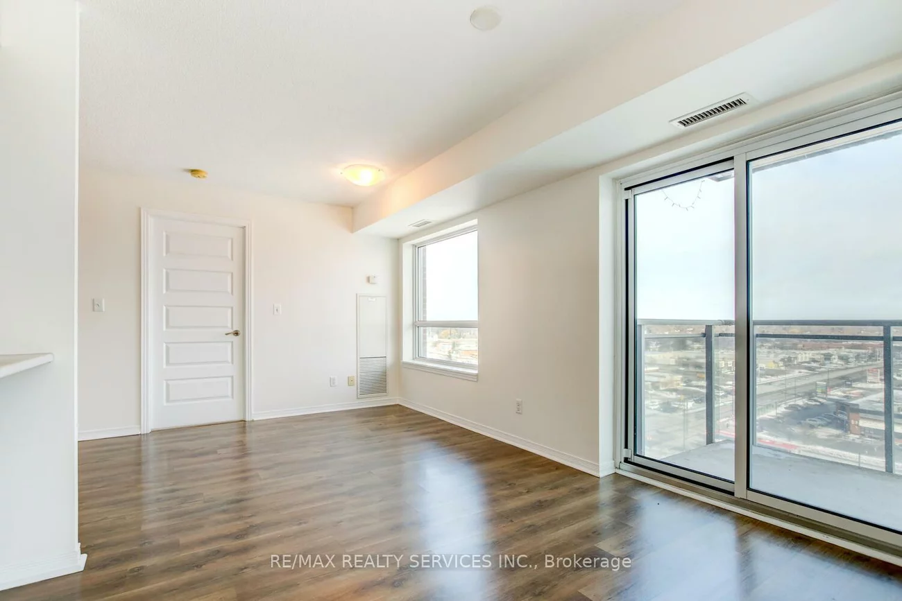 215, Queen, Queen Street Corridor, Brampton