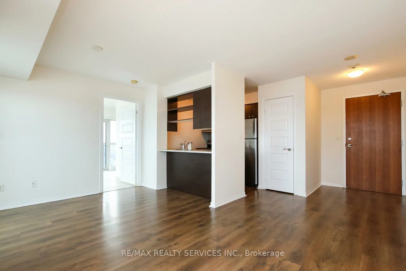 215, Queen, Queen Street Corridor, Brampton