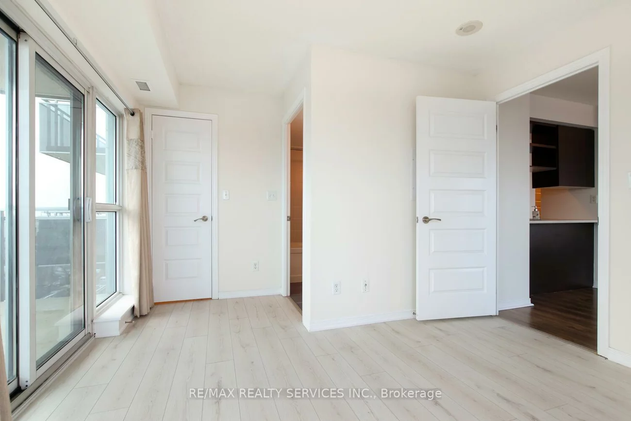 215, Queen, Queen Street Corridor, Brampton