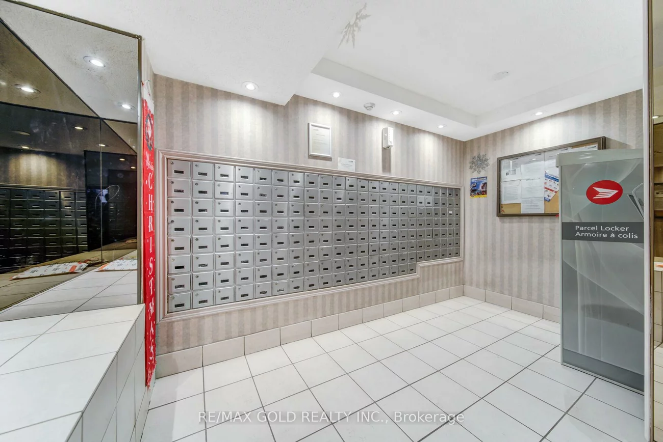 21, Knightsbridge, Queen Street Corridor, Brampton