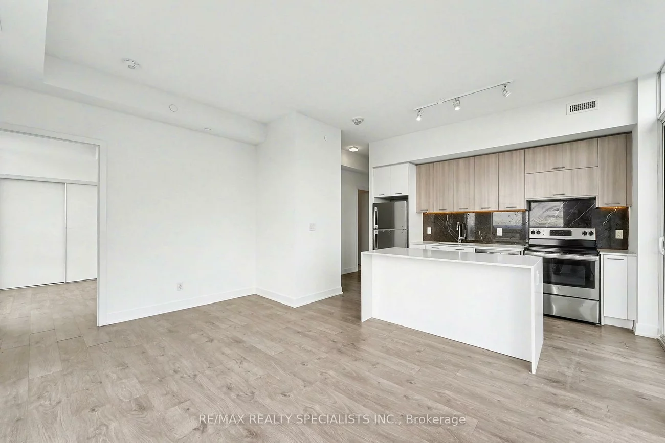 180, Veterans, Northwest Brampton, Brampton