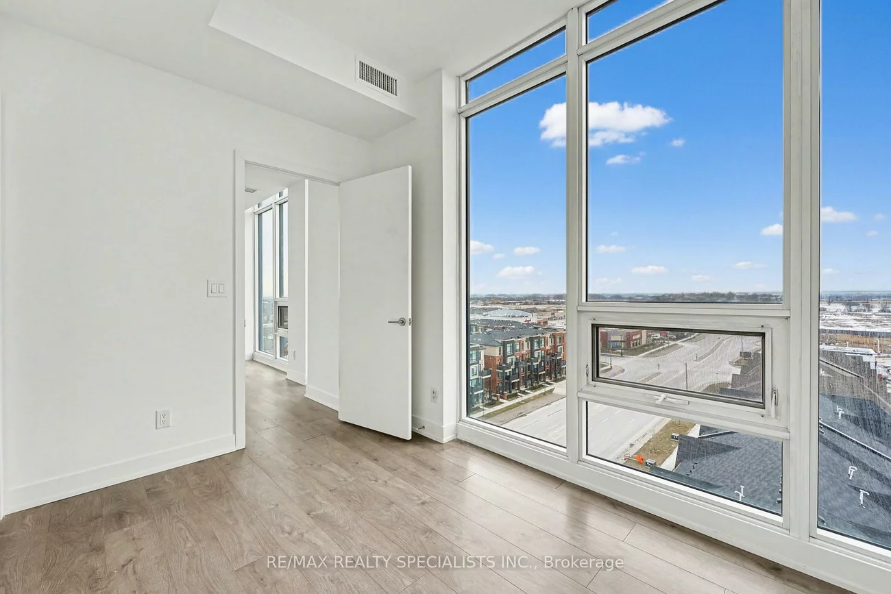 180, Veterans, Northwest Brampton, Brampton