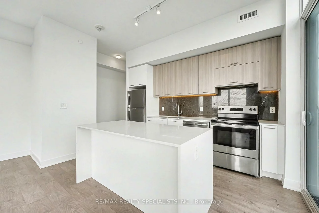 180, Veterans, Northwest Brampton, Brampton