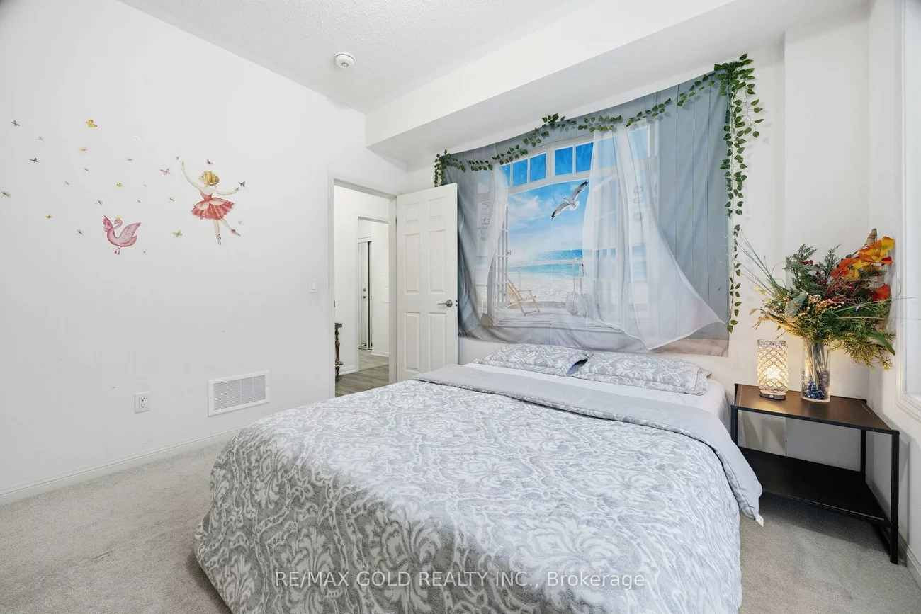 1, Beckenrose, Brampton West, Brampton