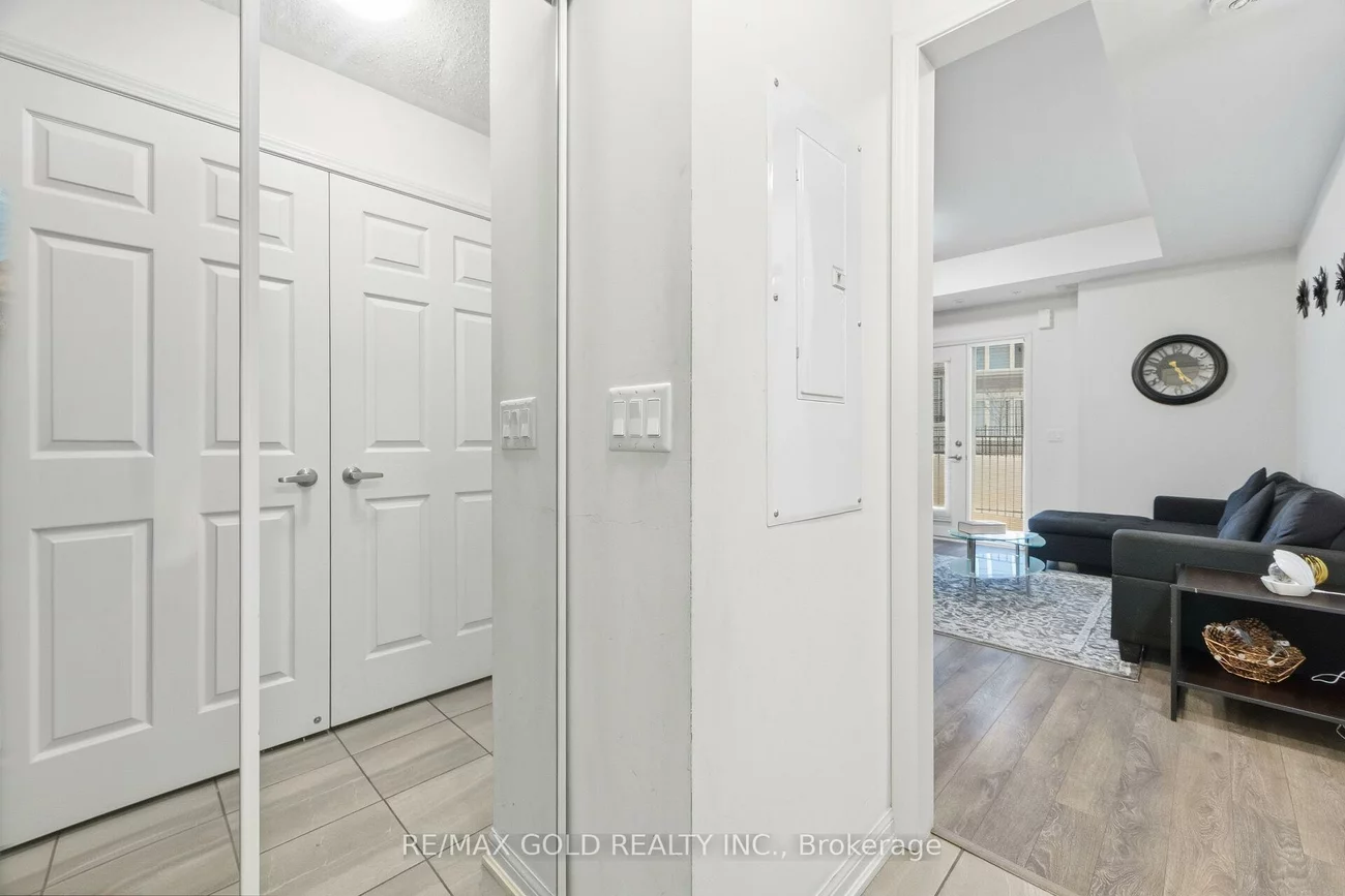 1, Beckenrose, Brampton West, Brampton