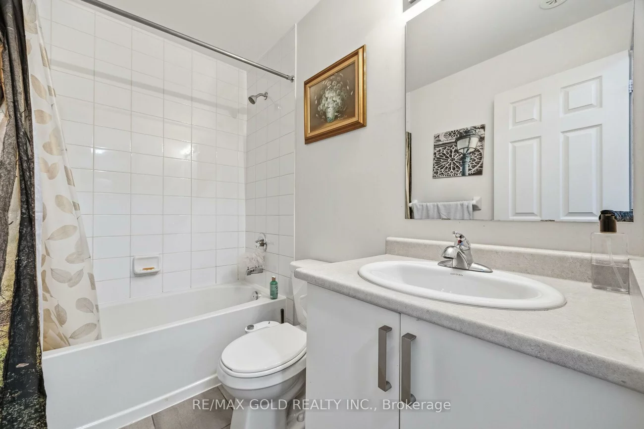 1, Beckenrose, Brampton West, Brampton