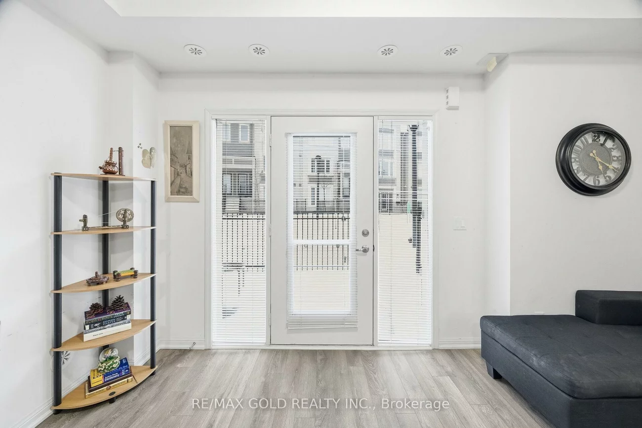 1, Beckenrose, Brampton West, Brampton