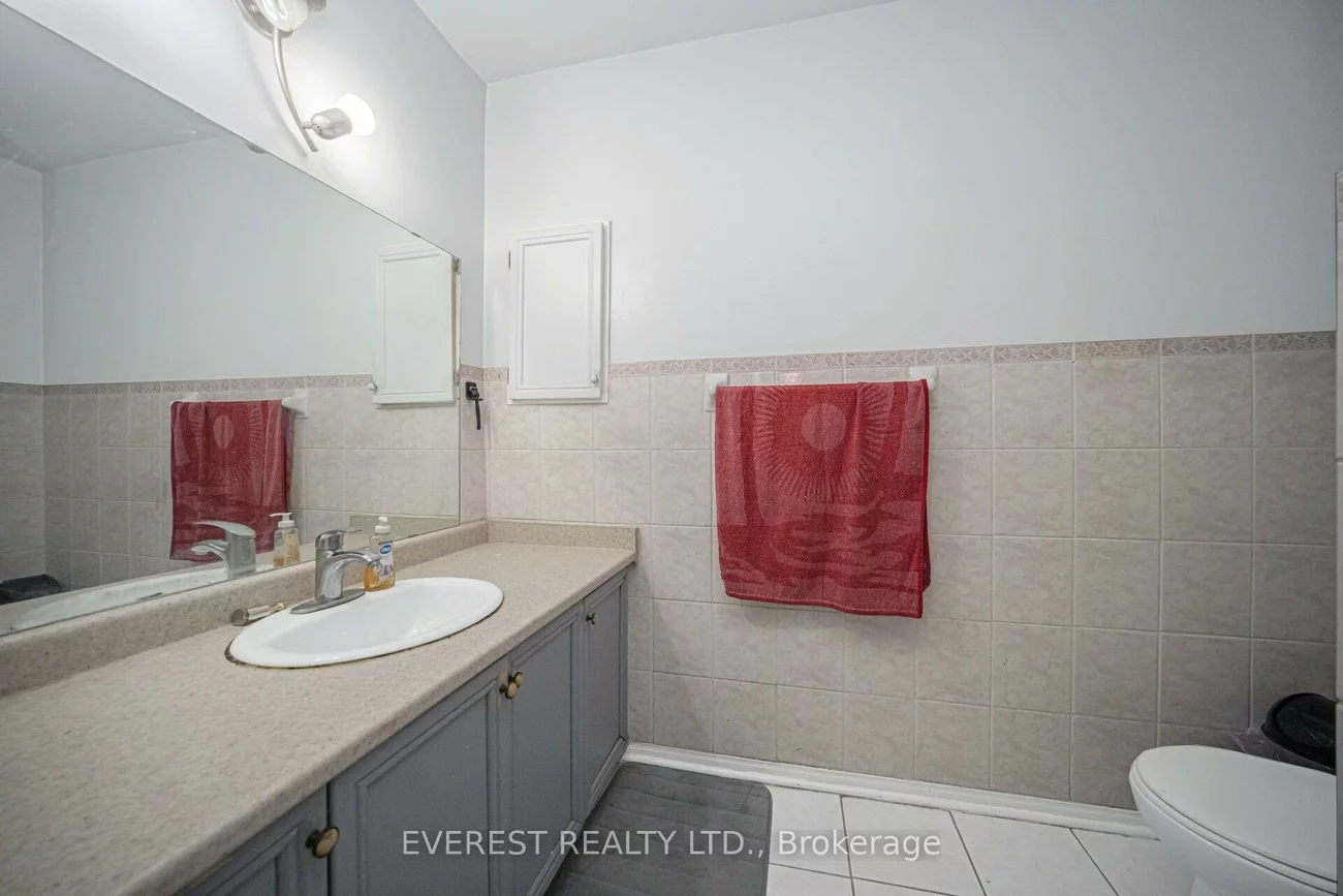 2, Sir Lou, Fletcher's Creek South, Brampton