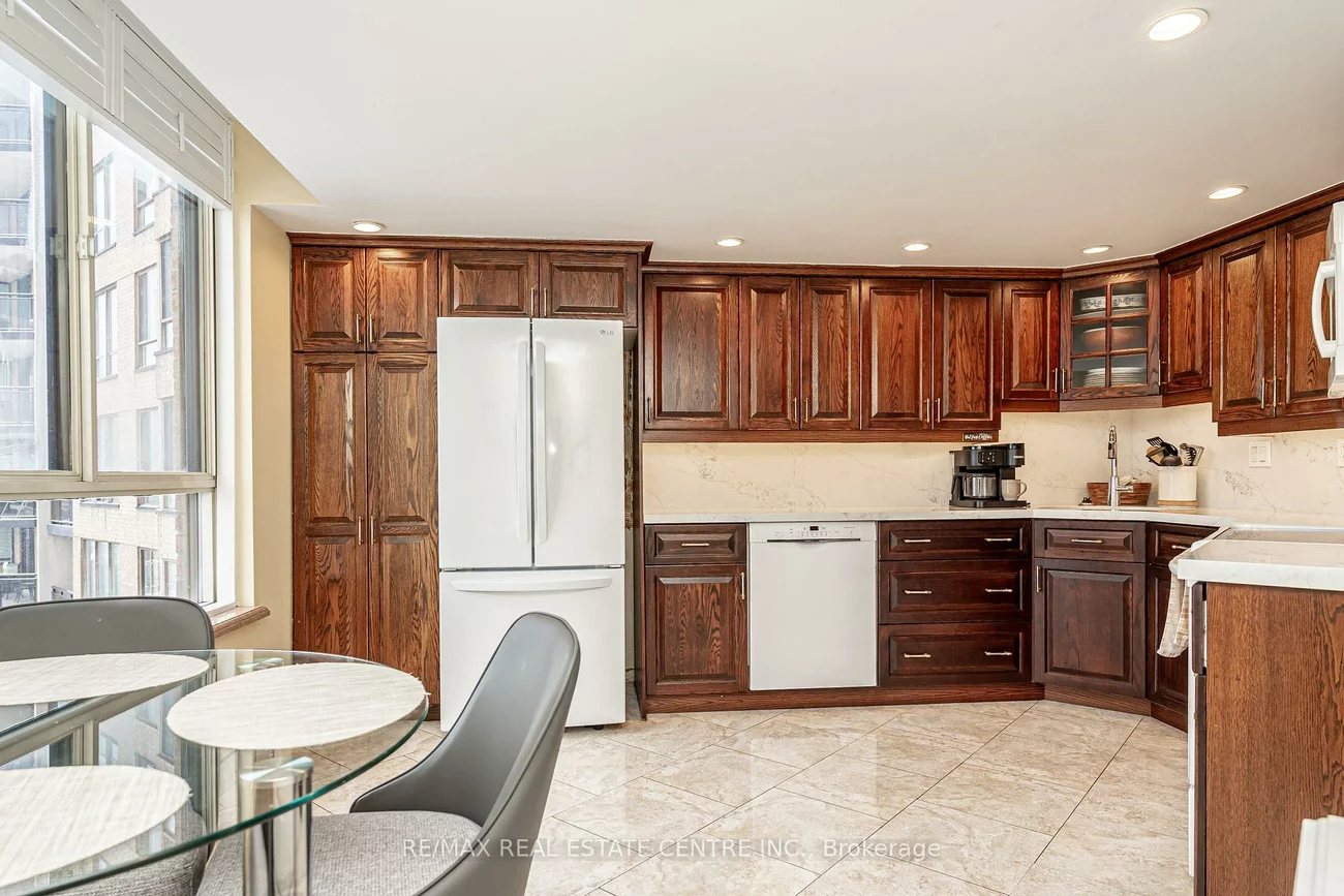 20, Cherrytree, Fletcher's Creek South, Brampton