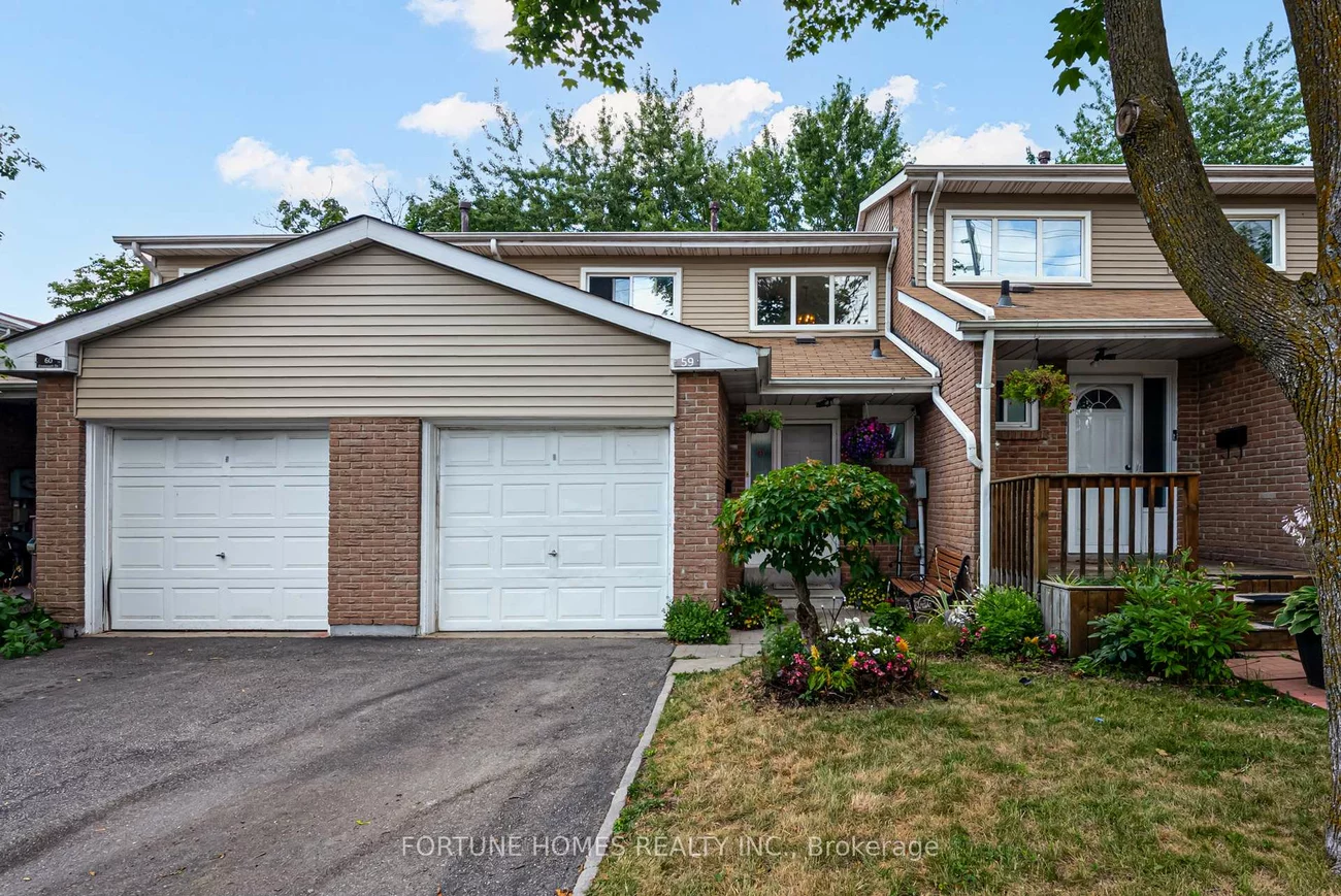 59, Enmount, Southgate, Brampton
