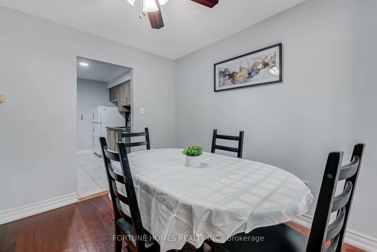 59, Enmount, Southgate, Brampton