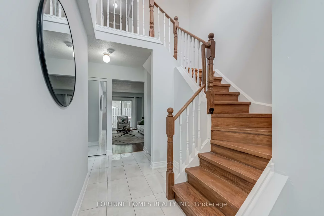 59, Enmount, Southgate, Brampton