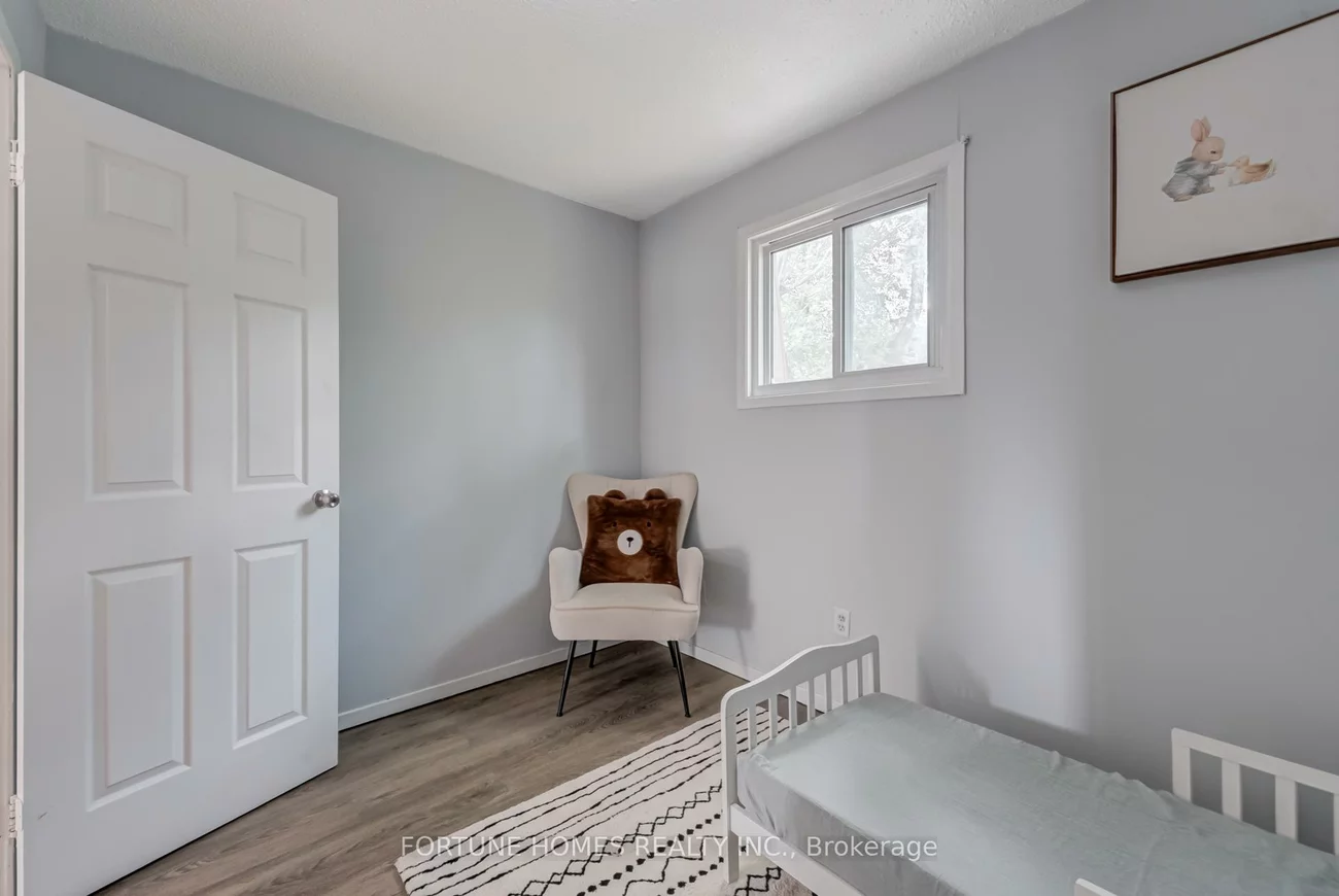 59, Enmount, Southgate, Brampton