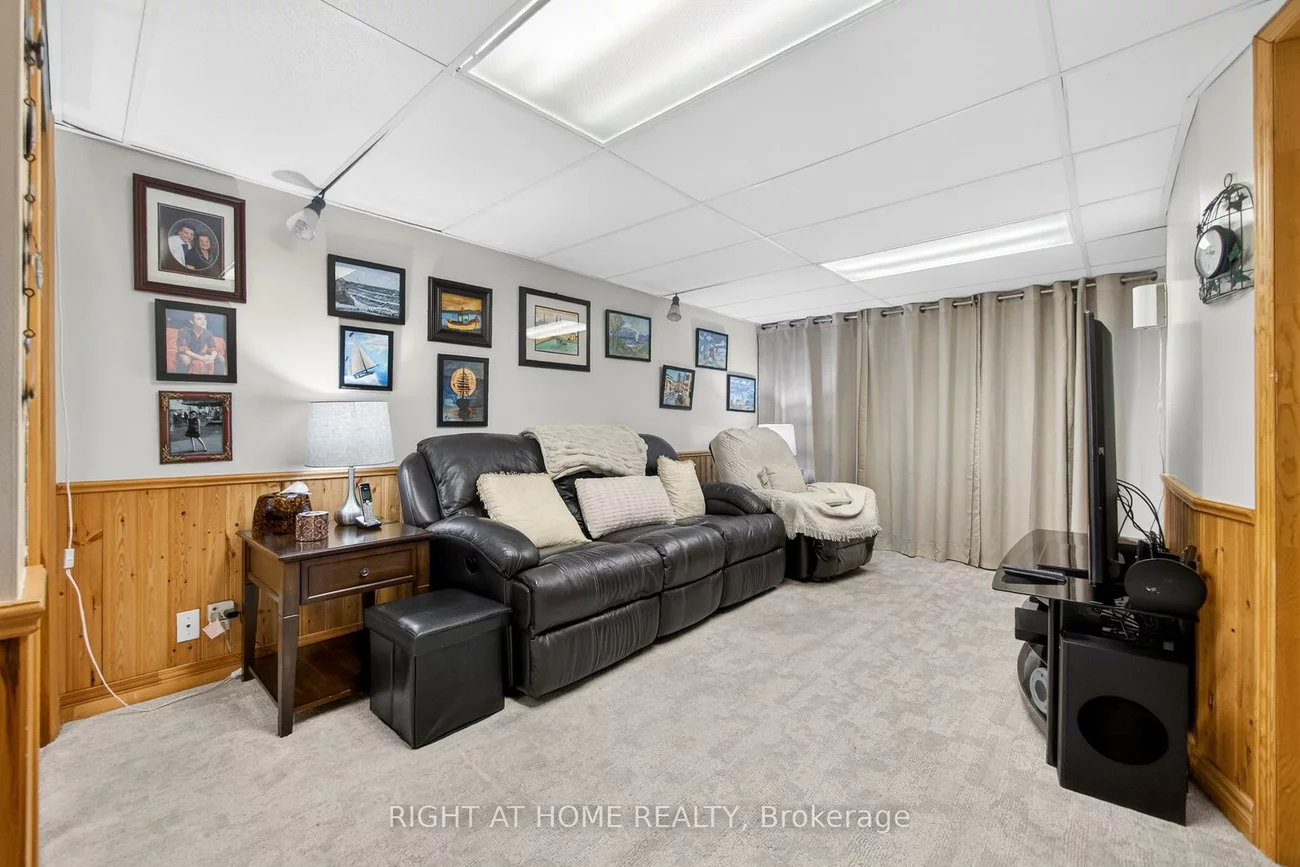 25, Heathcliffe, Central Park, Brampton