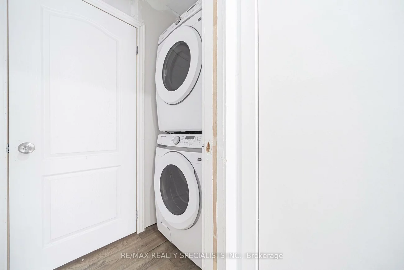 66, Enmount, Southgate, Brampton