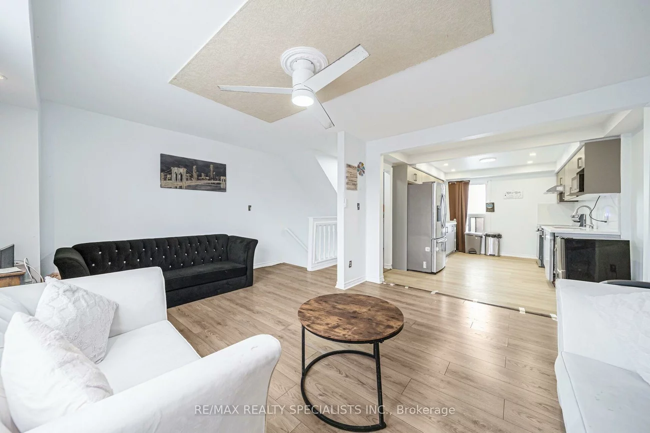 66, Enmount, Southgate, Brampton