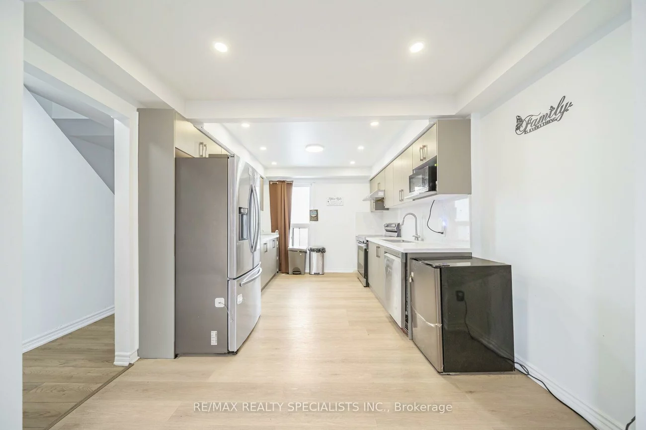 66, Enmount, Southgate, Brampton