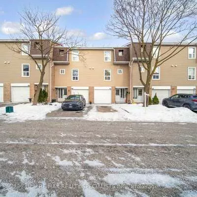 66, Enmount, Southgate, Brampton