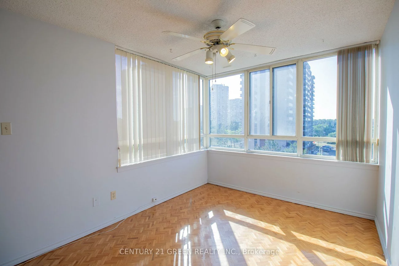 5, Lisa, Queen Street Corridor, Brampton