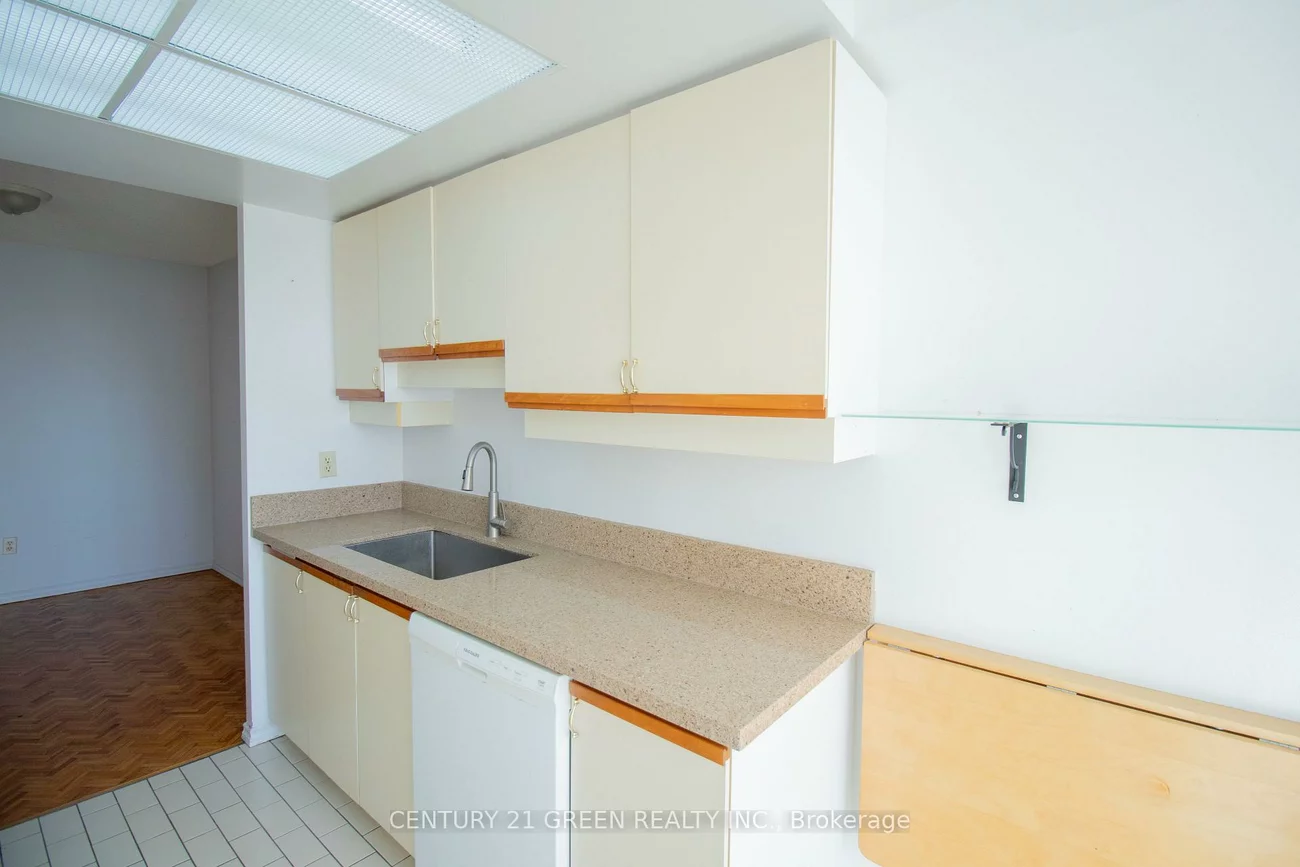 5, Lisa, Queen Street Corridor, Brampton