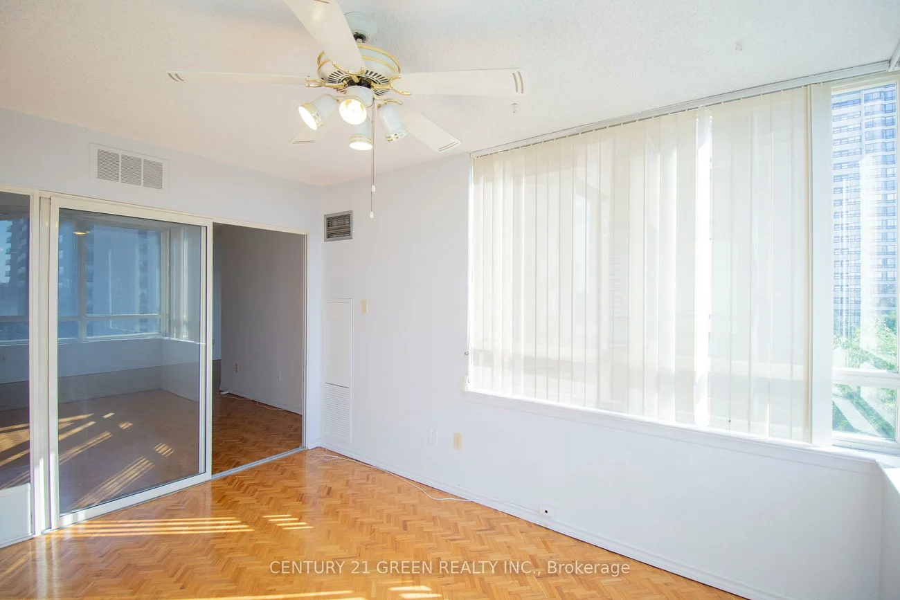 5, Lisa, Queen Street Corridor, Brampton