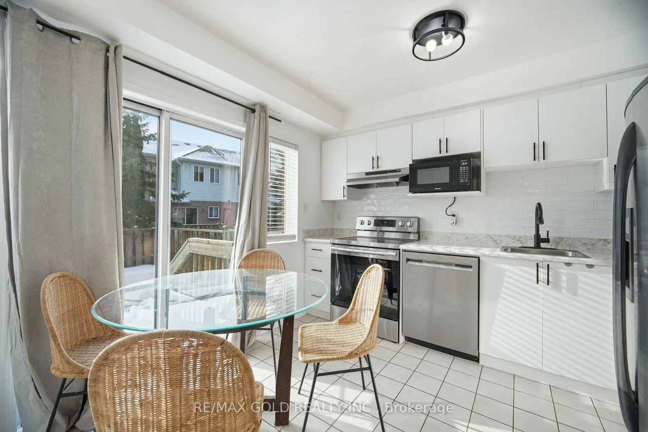 101, Spadina, Brampton West, Brampton