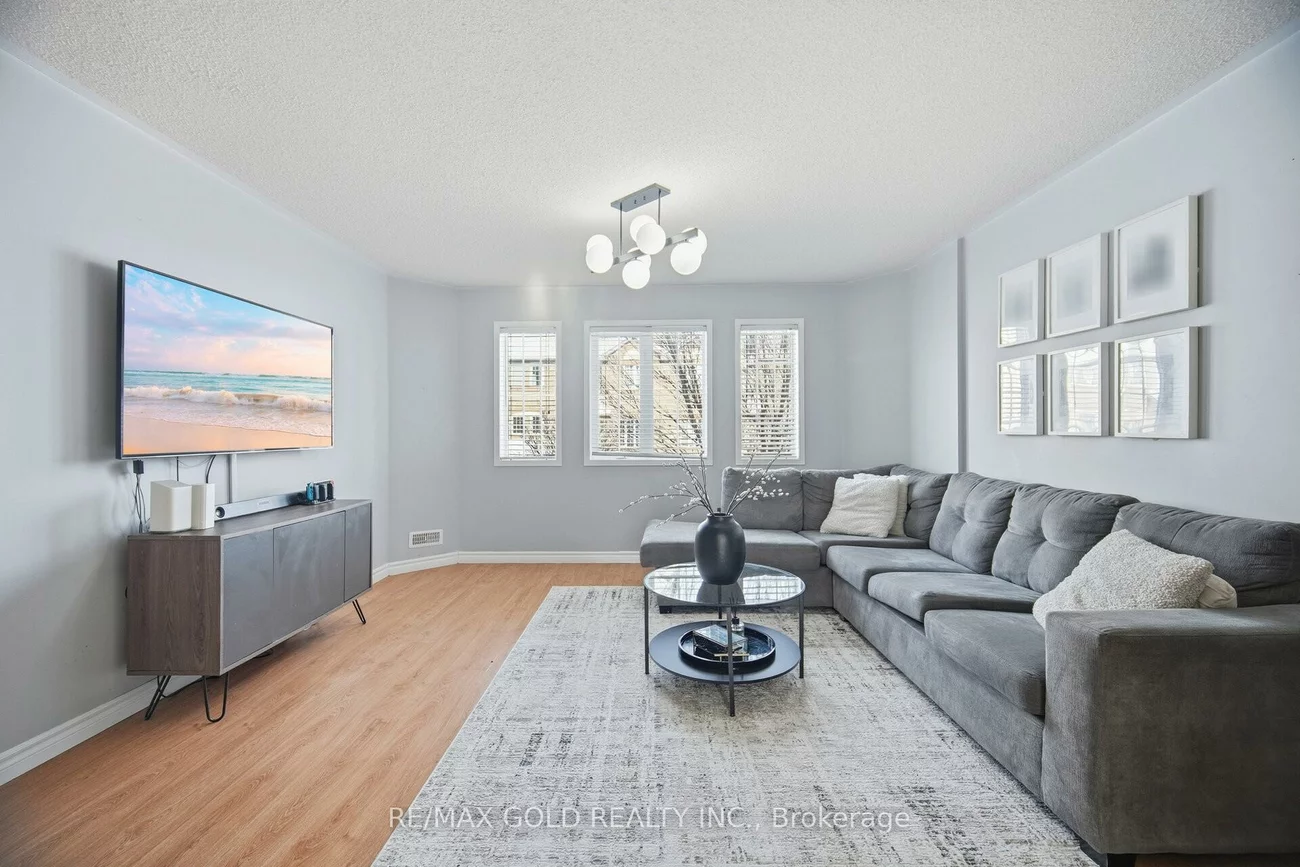 101, Spadina, Brampton West, Brampton